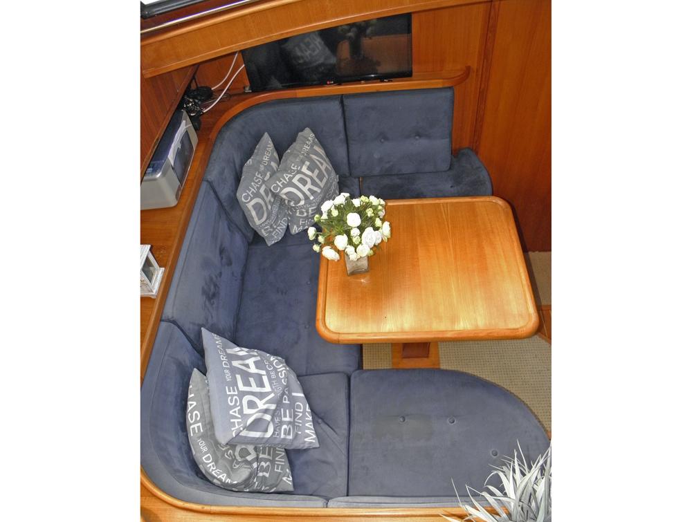 Vorschiff, Innenausstattung